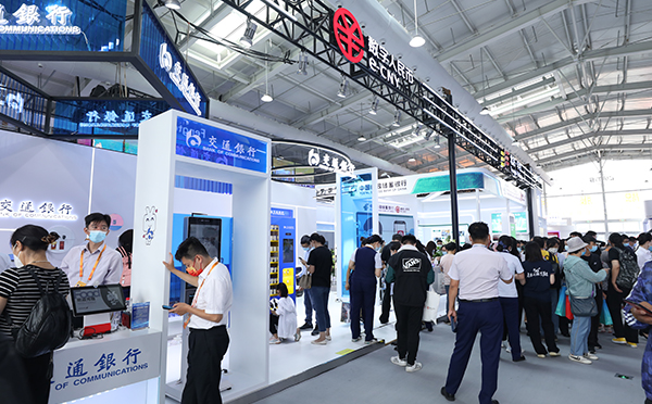 展会搭建现场展台搭建人员安全操作全要求